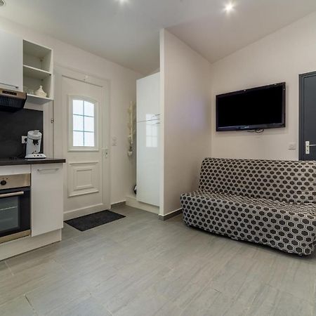 La Serenade - Appartements Confort Avec Terrasse Montreuil  Exteriör bild