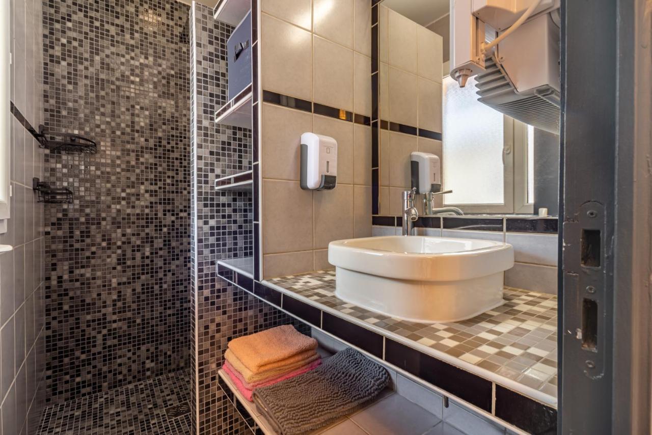 La Serenade - Appartements Confort Avec Terrasse Montreuil  Exteriör bild